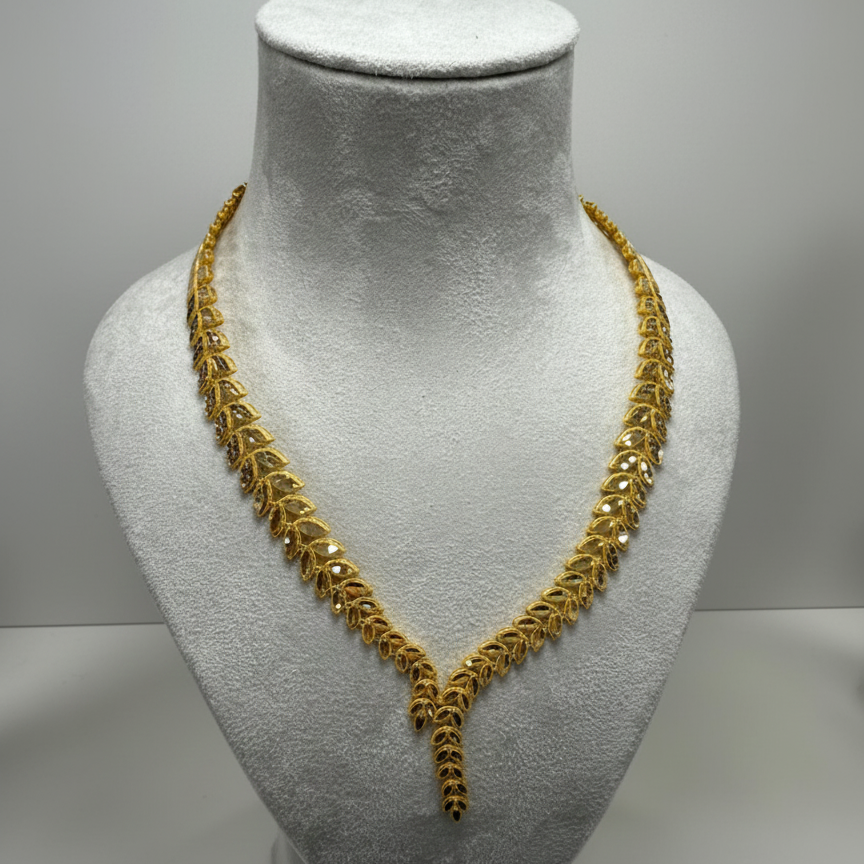 Nokta işlemeli pimli başak model kolye 14 ayar